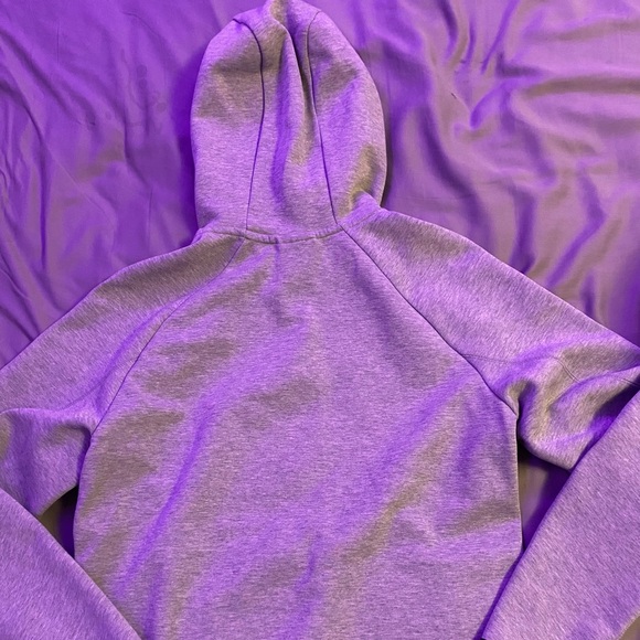 Nike Tech - Picture 2 of 3